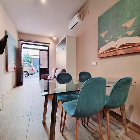 Estudios Lujosos En Triana Apartment